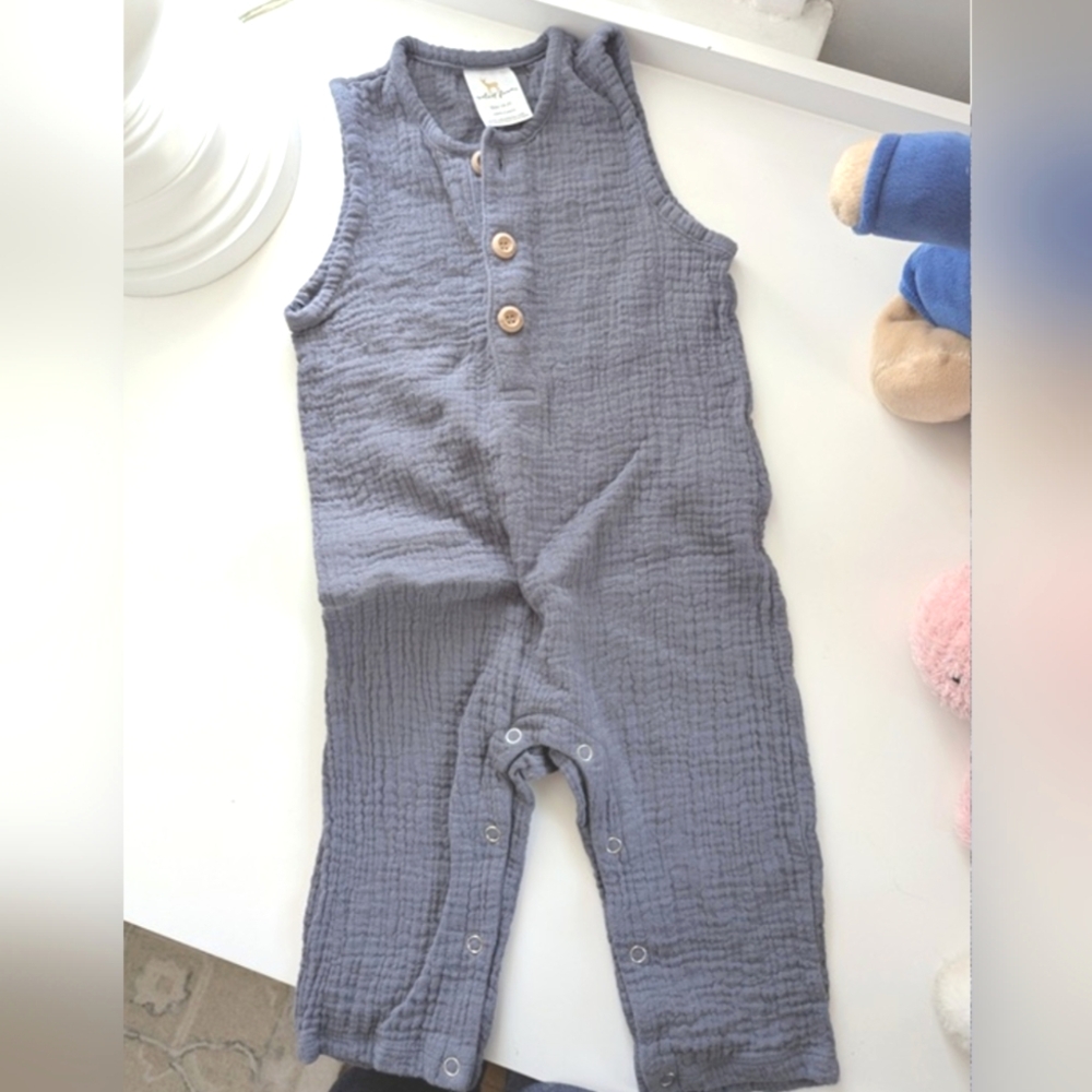 Velvet Fawn 100% Soft Cotton Muslin Sleeveless Blue Baby Romper with Buttons
